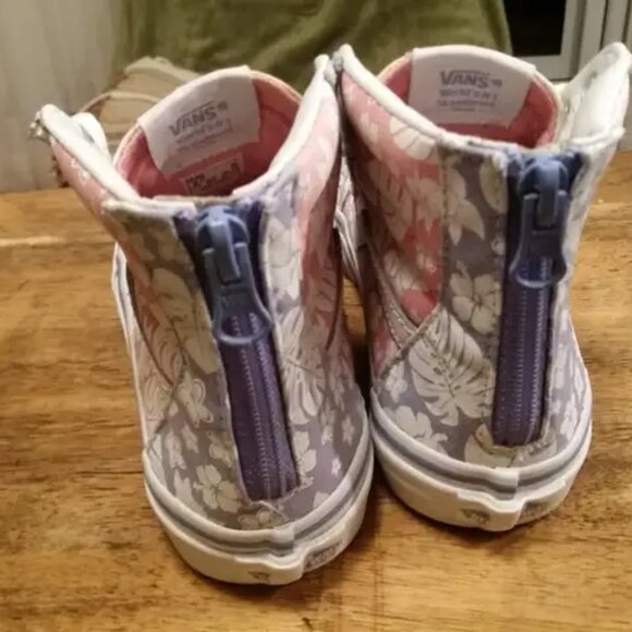 Vans Girl's High Tops Skateboard Shoe - Size 2 Youth - Picture 2 of 5